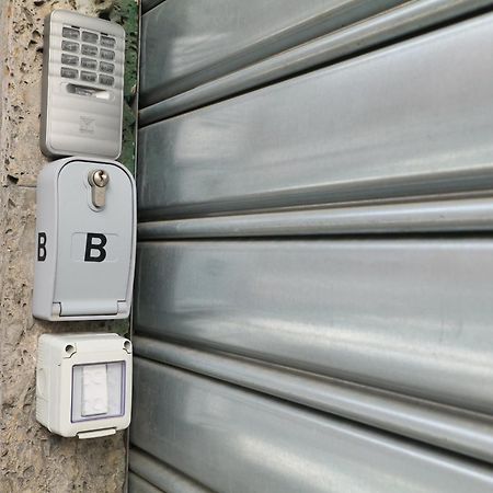 Primopiano - Aragona Flats Apartment Milan Bagian luar foto